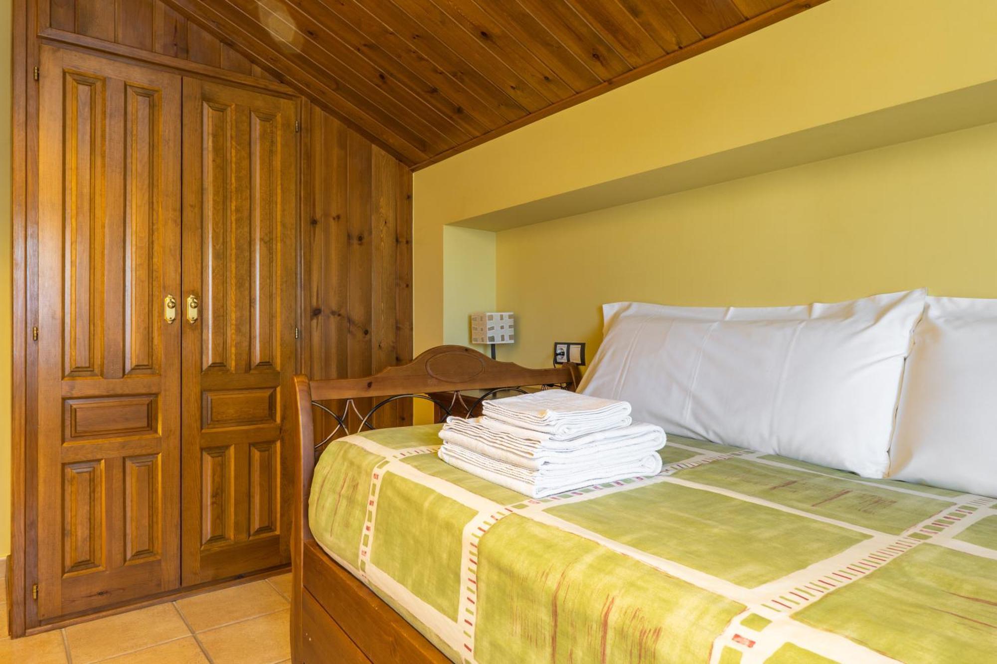 La Borda De Marco Apartment Gavin Bagian luar foto